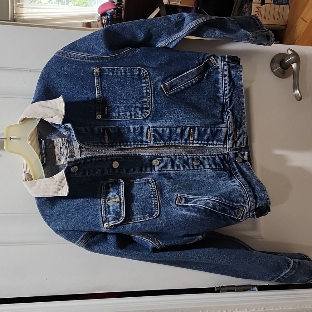 Polo Jean jacket size xs to s, blue Jean denim with cream corduroy collar.